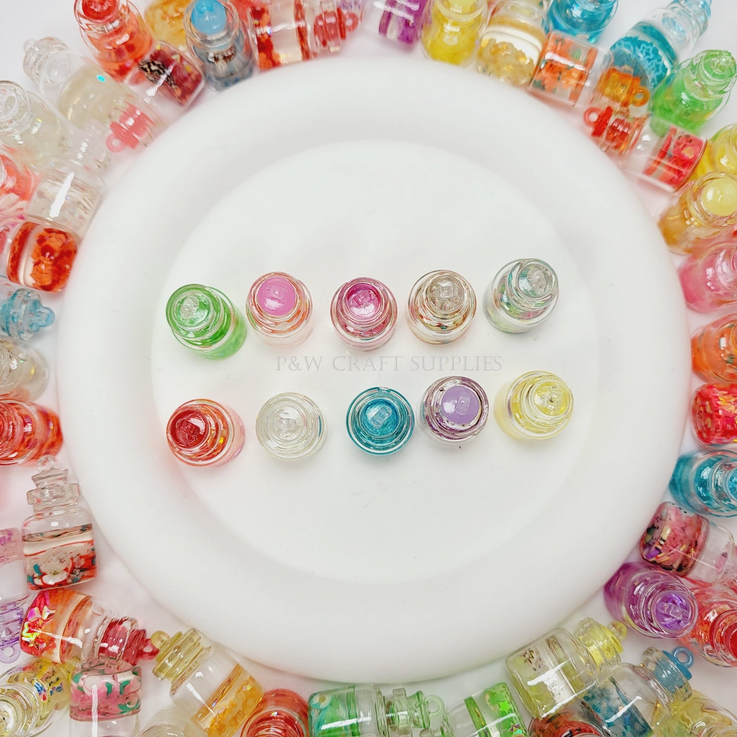 Label O68 - Glowing Potion Bottle Charms D