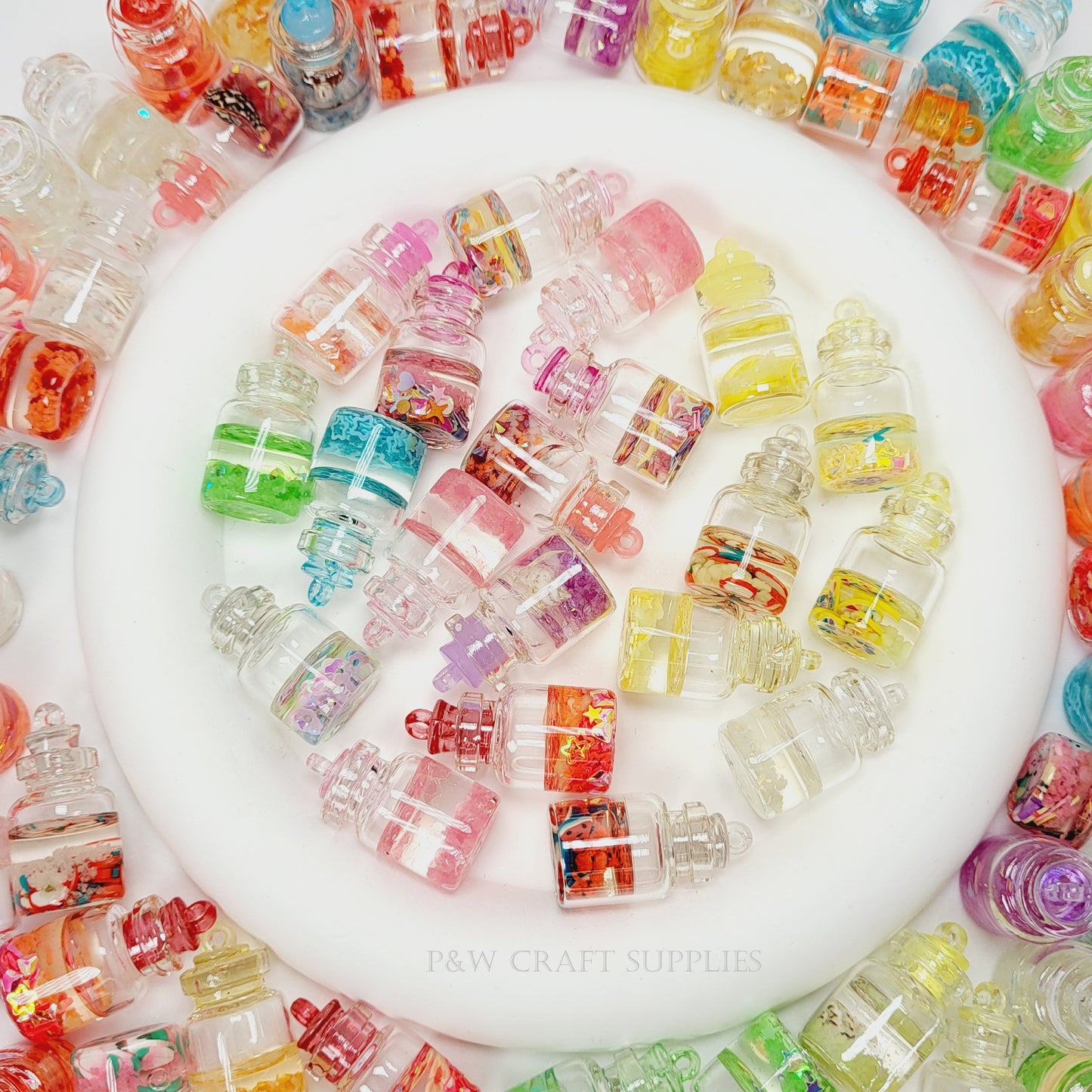 Label O68 - Glowing Potion Bottle Charms D