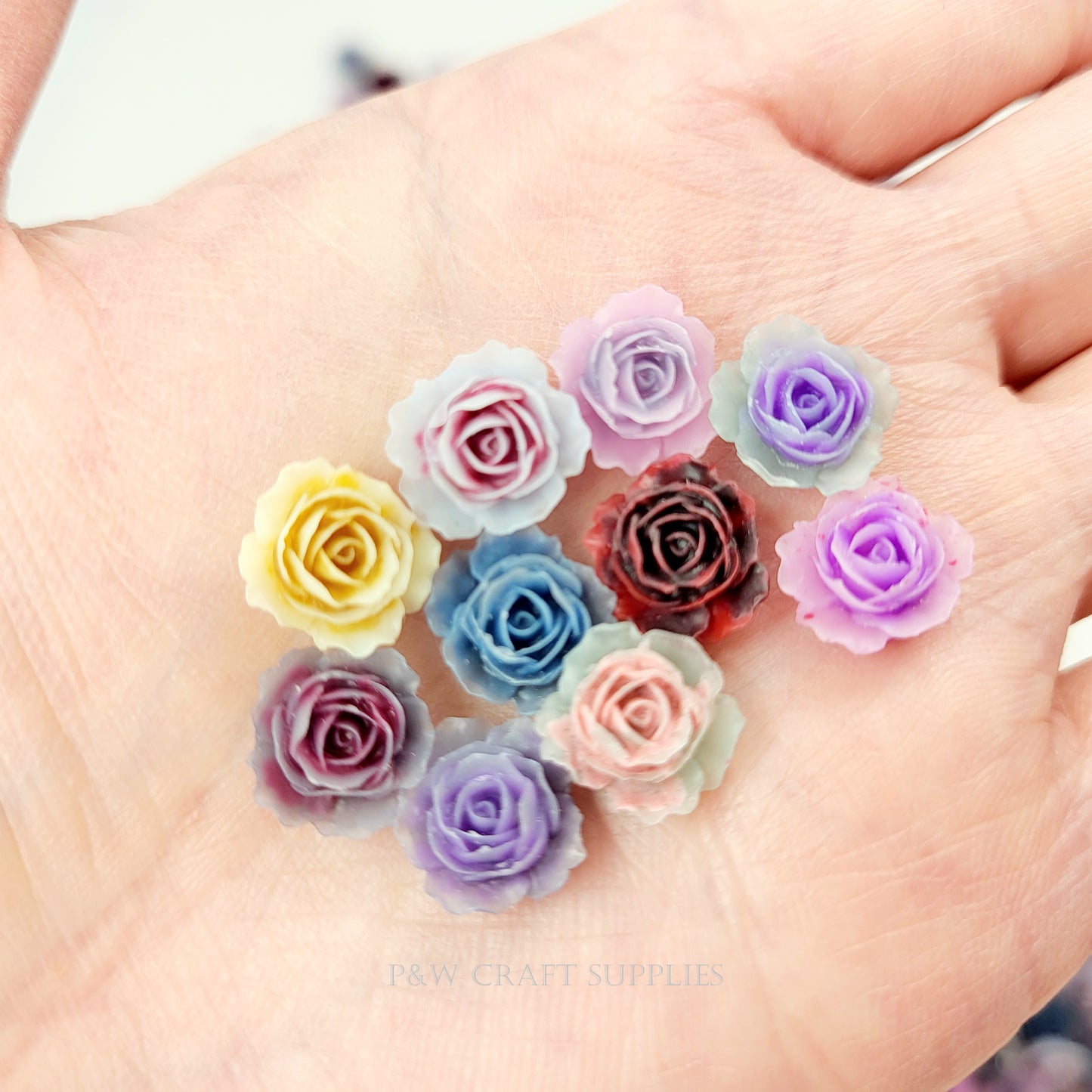 Label 529-Pastel Bloom Resin Roses-10mm D