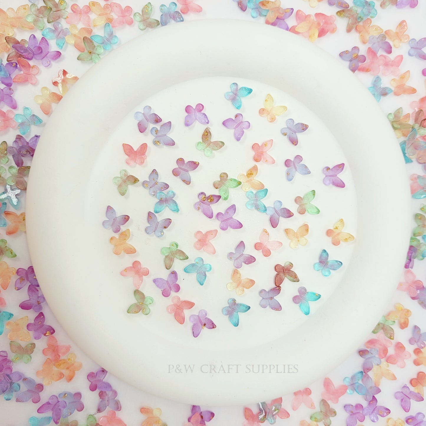 Label 142-Golden Flow Butterfly Nail Charms D