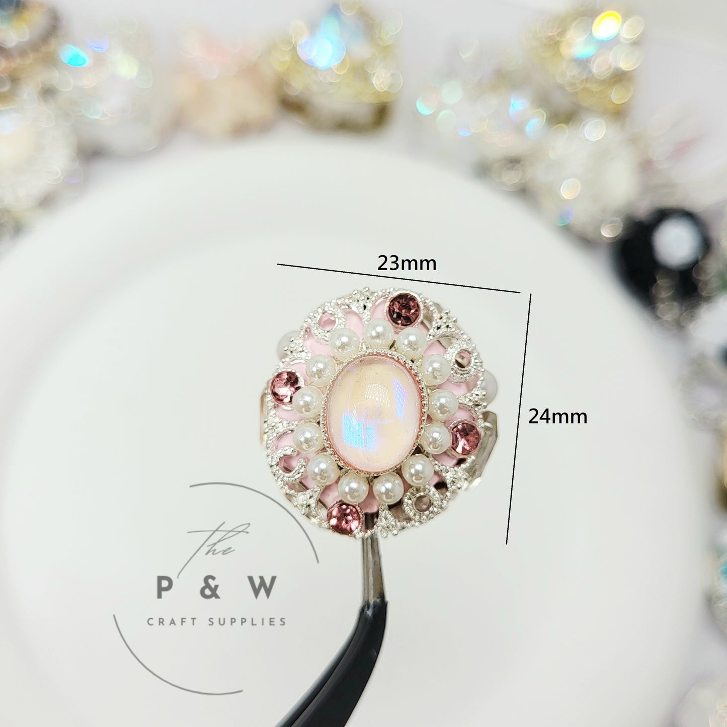 N 611 - Regal Pearl & Crystal Beads