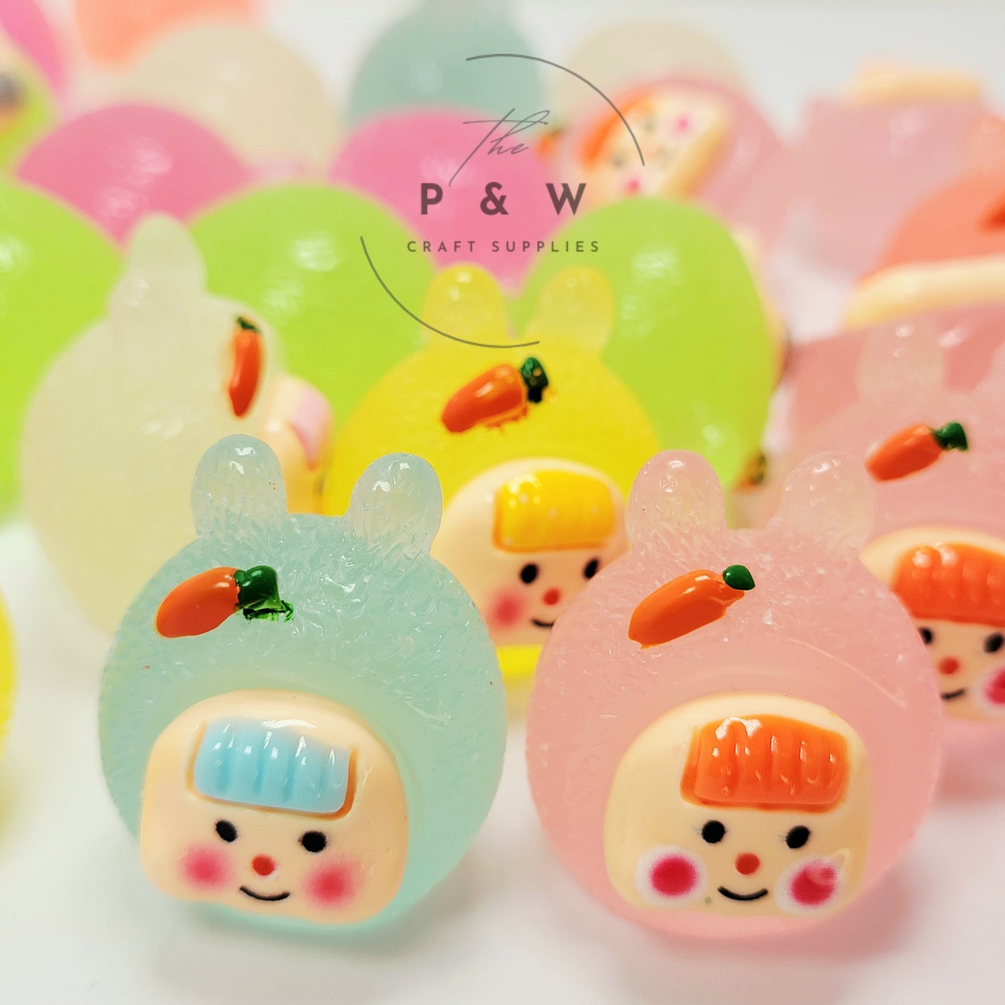 N 149 - Glow Bunny Kid Charms