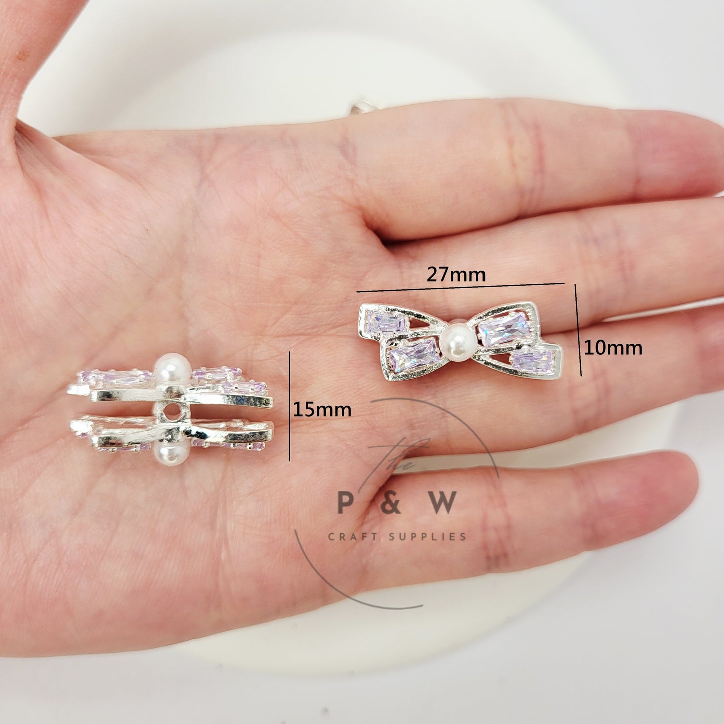 N 617 - Zirconia Bow Beads