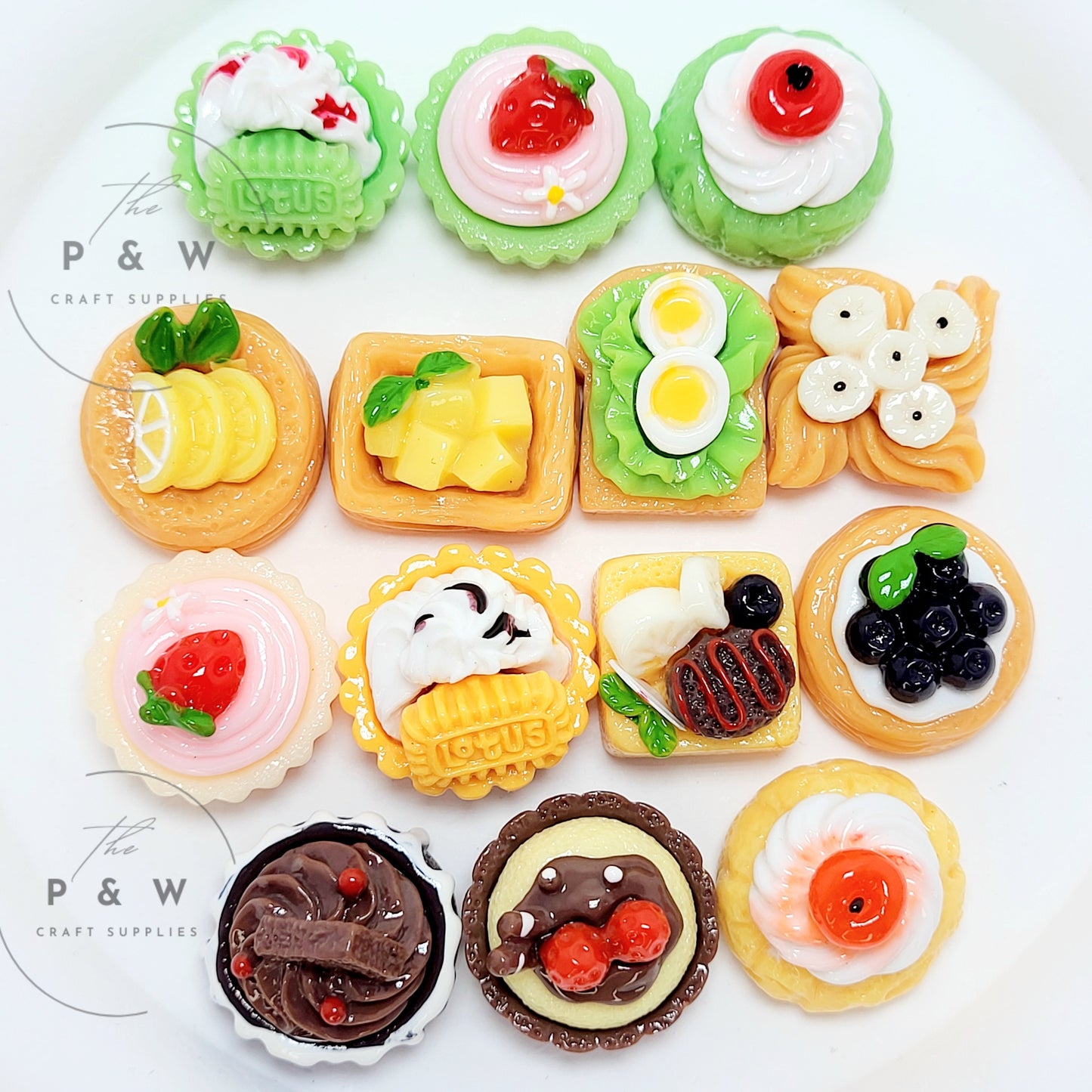 Label O221 - Mini Patisserie Delights D