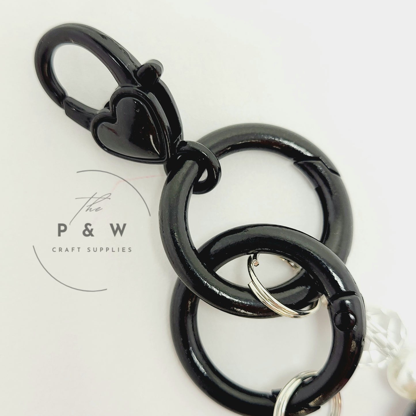 N 379 - Heart Shape Lobster Claws