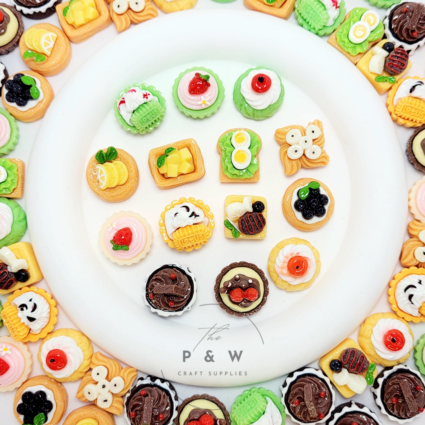 Label O221 - Mini Patisserie Delights D