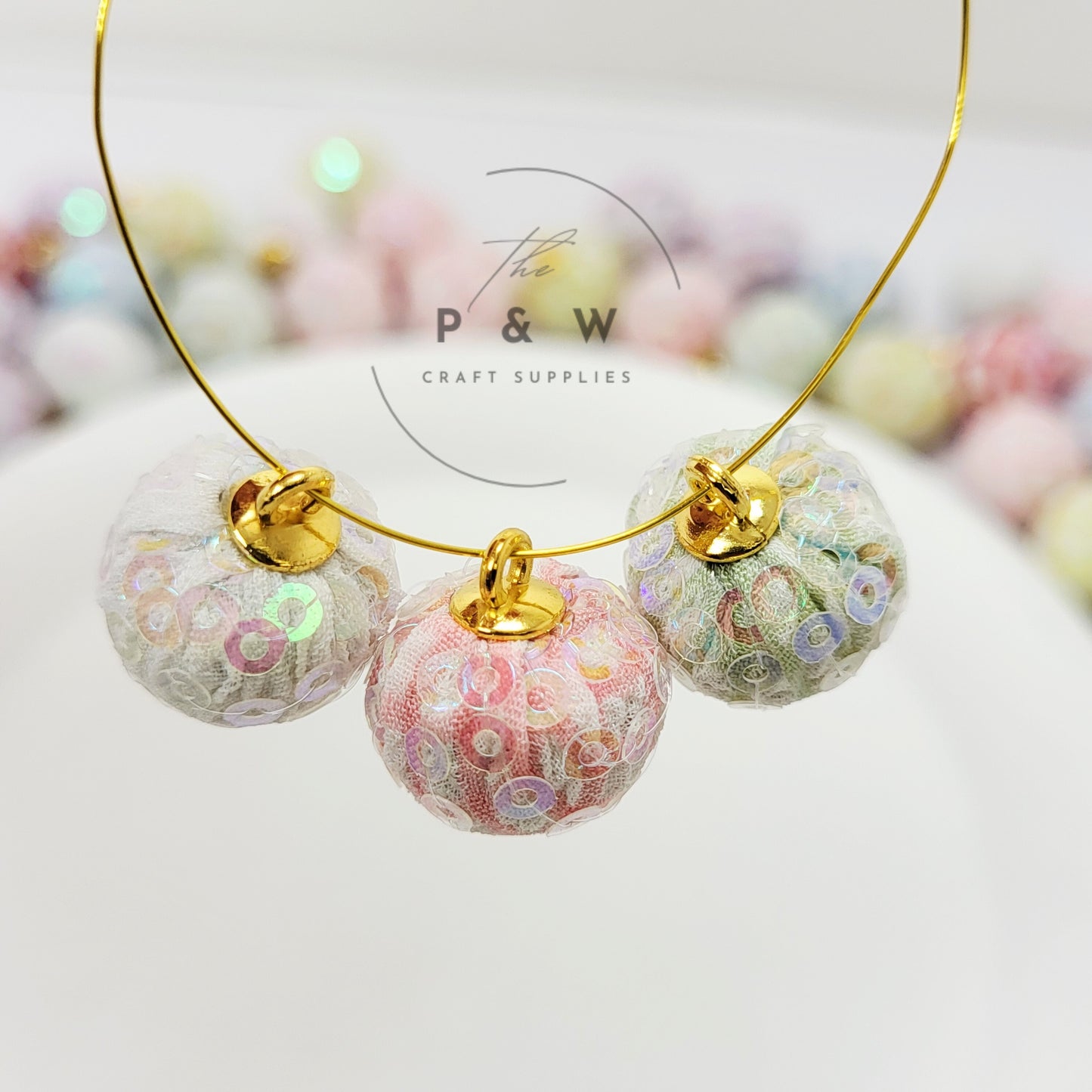 N 568 - Sequin Fabric Ball Charms