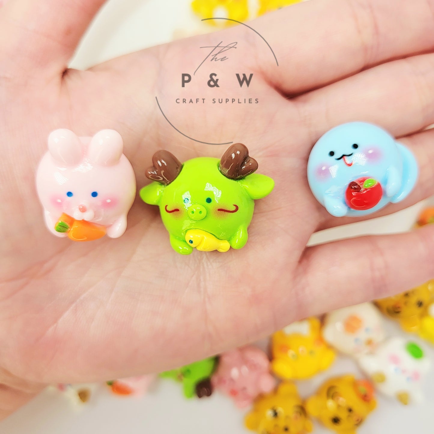 N - L120 - Solid Zodiac Animal Charms
