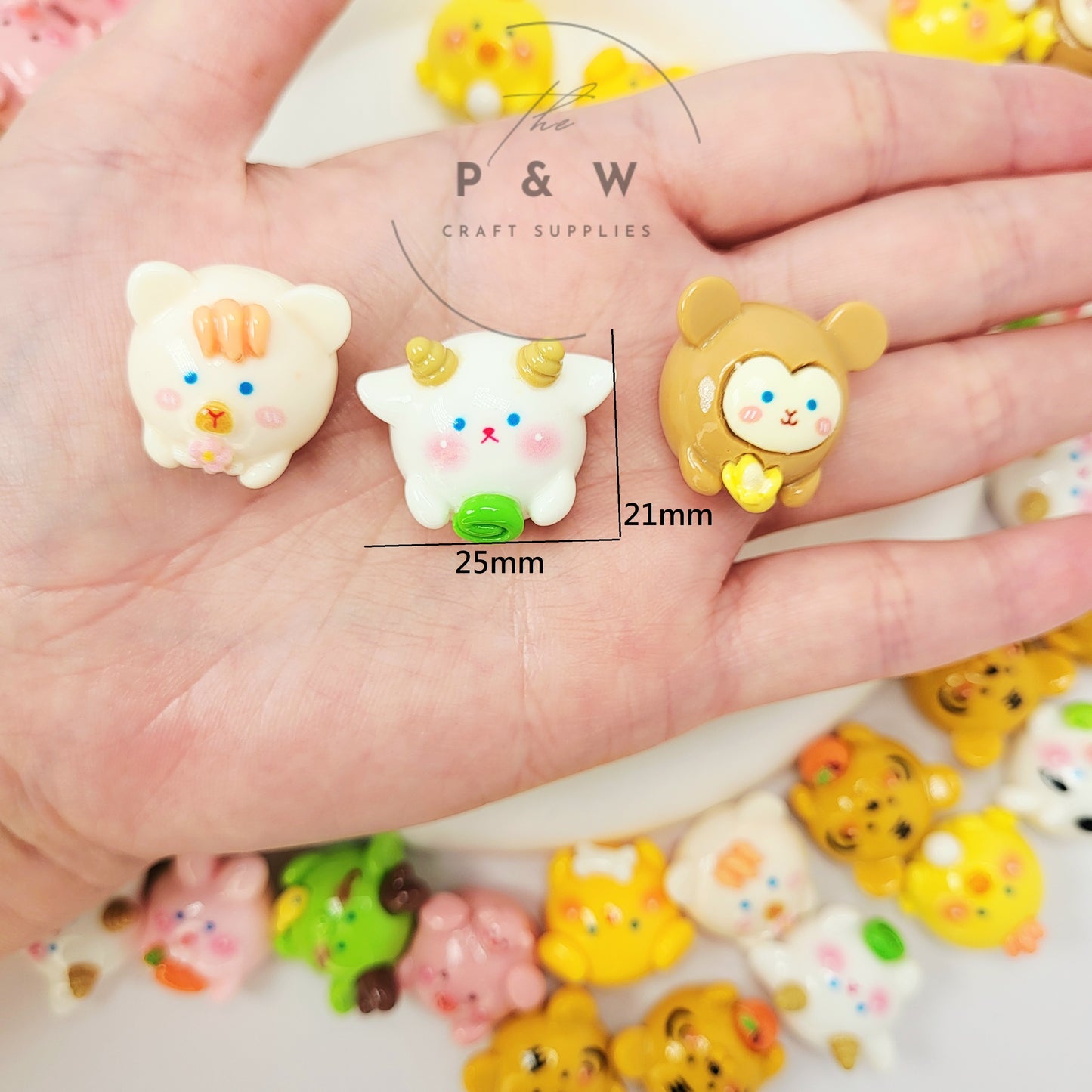 N - L120 - Solid Zodiac Animal Charms