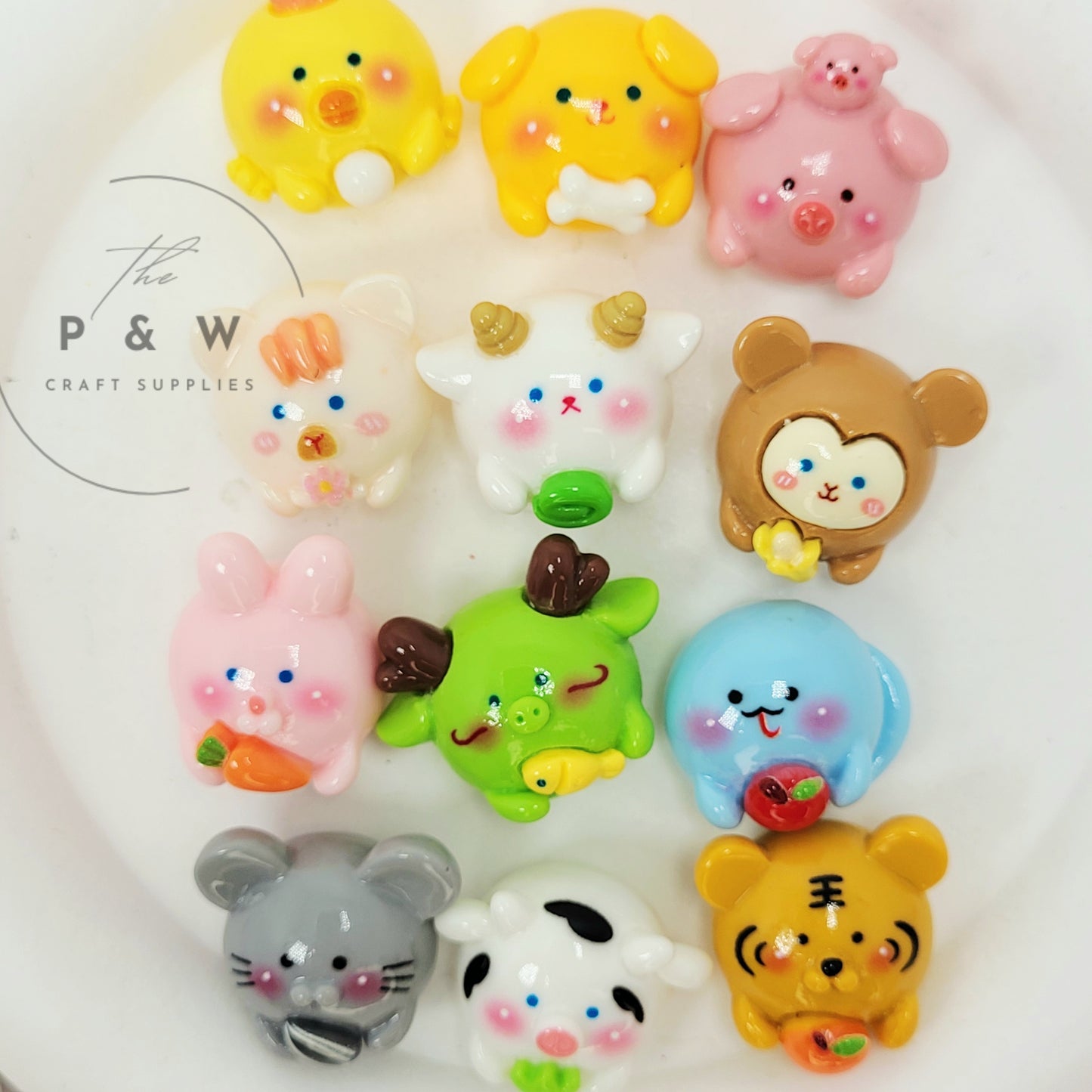 N - L120 - Solid Zodiac Animal Charms
