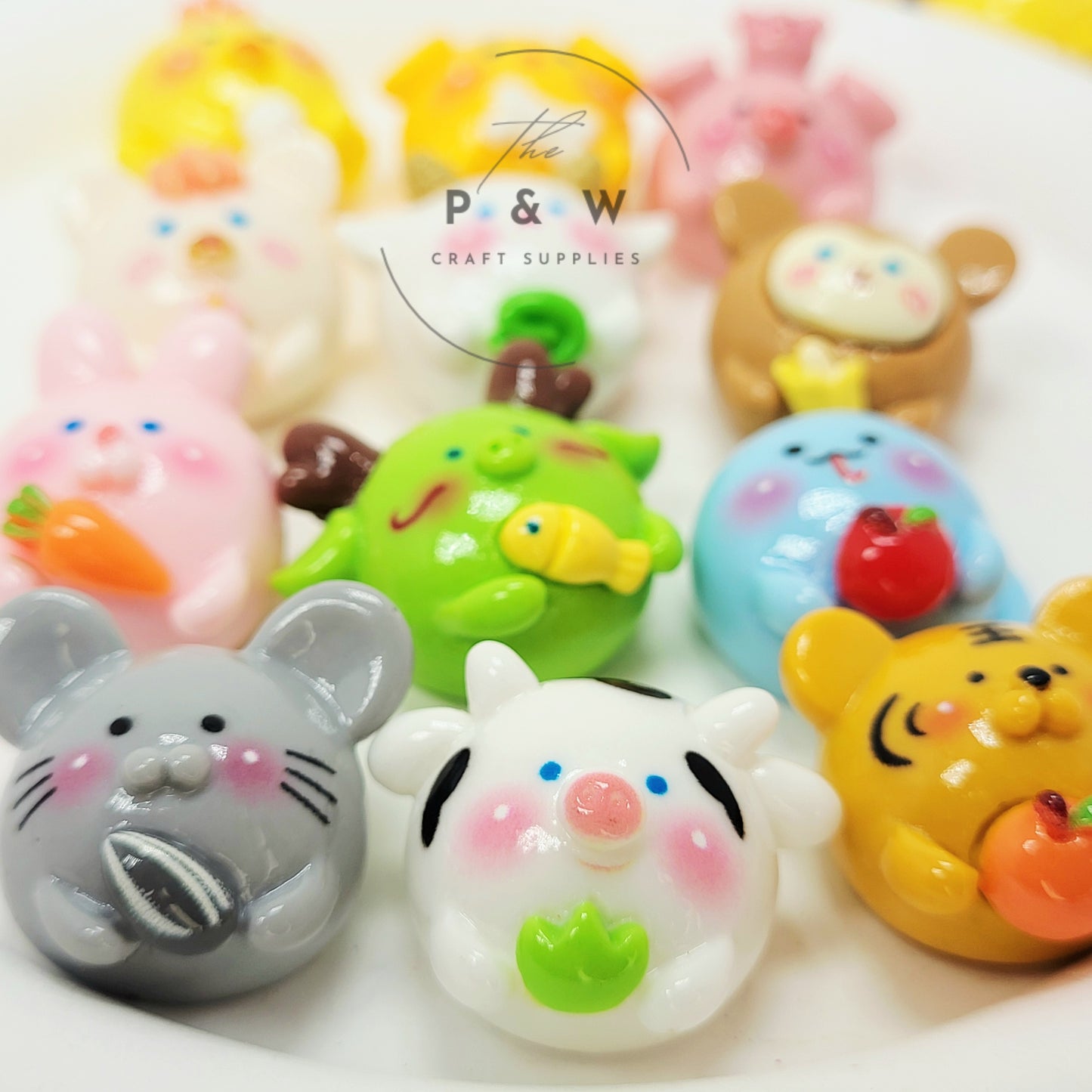 N - L120 - Solid Zodiac Animal Charms