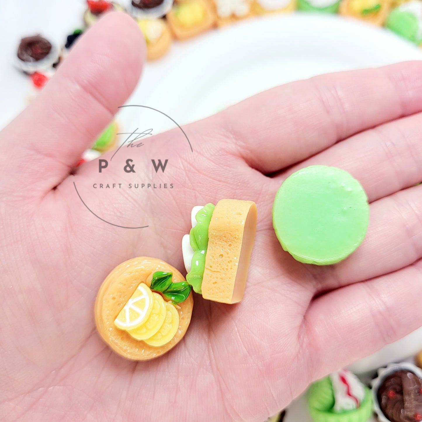 Label O221 - Mini Patisserie Delights D