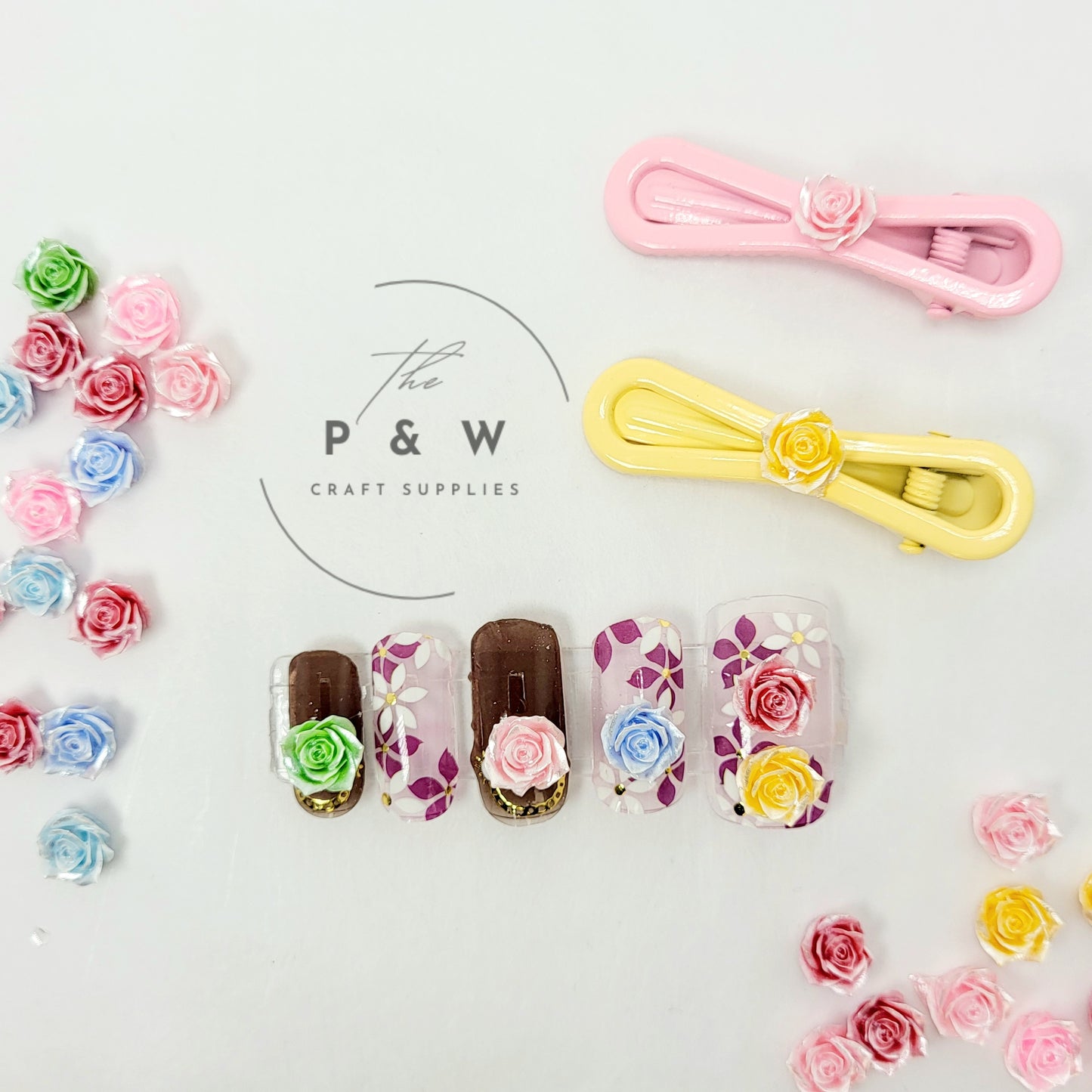 Label M406 - Garden Rose Nail Charm
