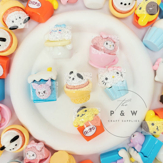 N 120 - 3D Cutie Cup Charms