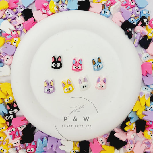 N 219 - Googly-Eyed Cat Face Charms