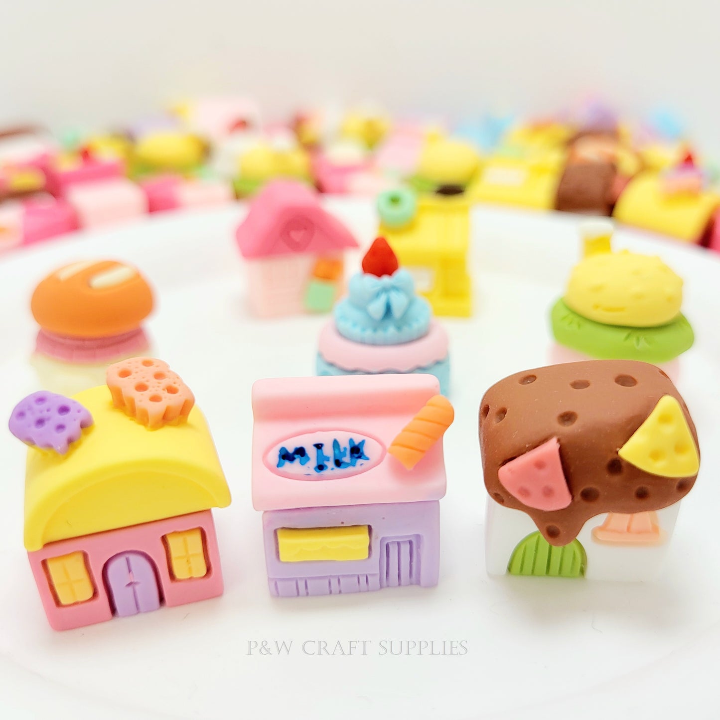 Label O35-Whimsical Dessert Town Charms D