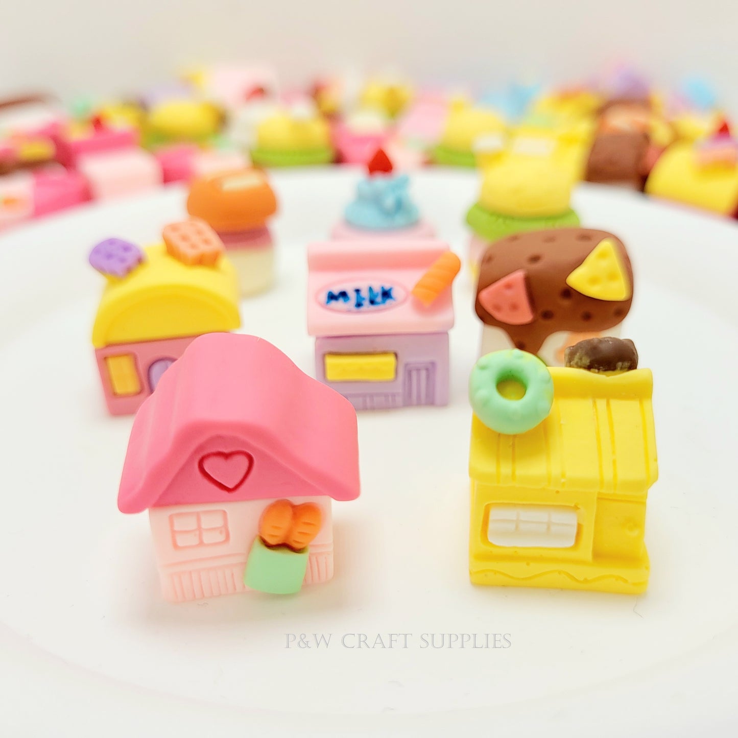 Label O35-Whimsical Dessert Town Charms D