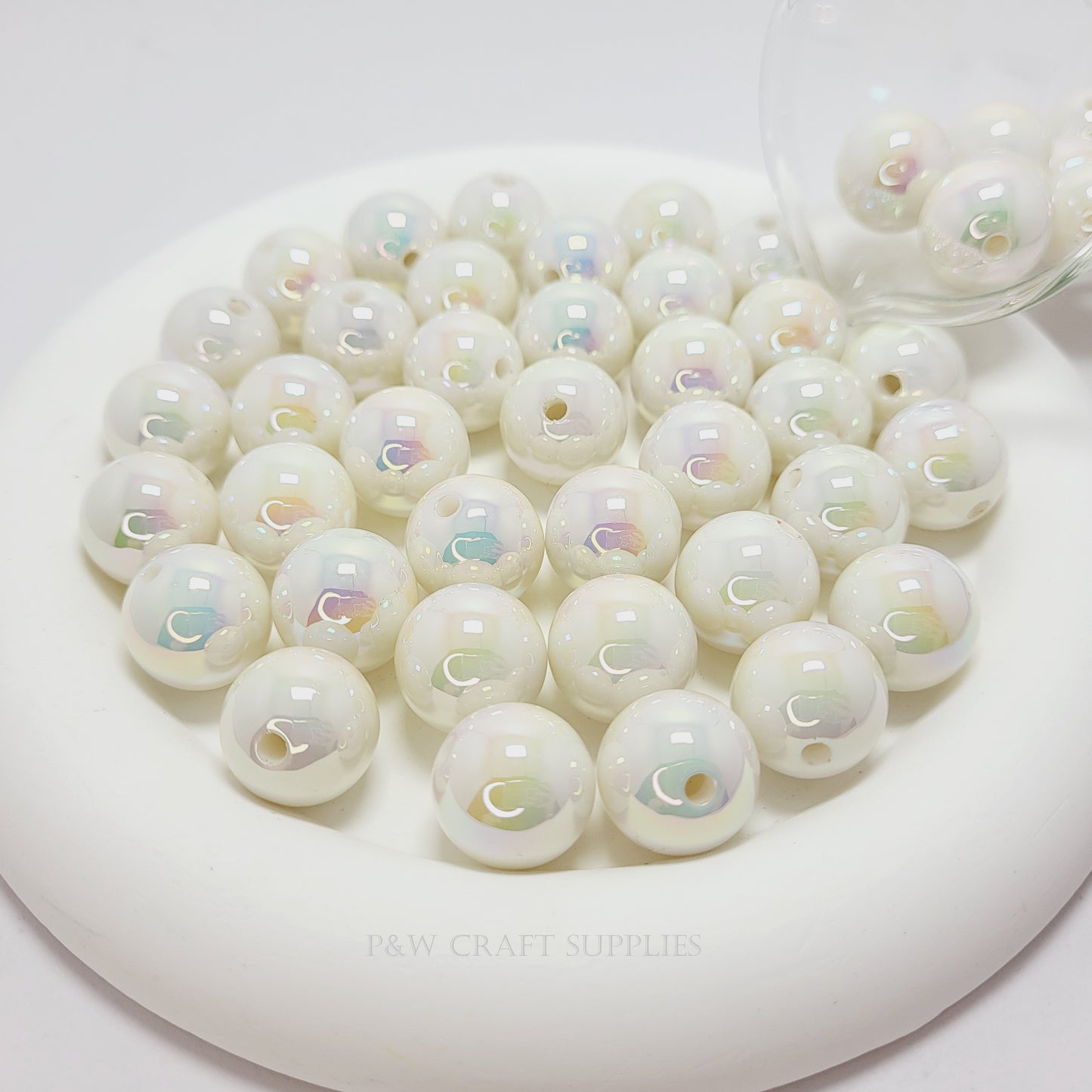 Label 5412-White Glossy Beads D