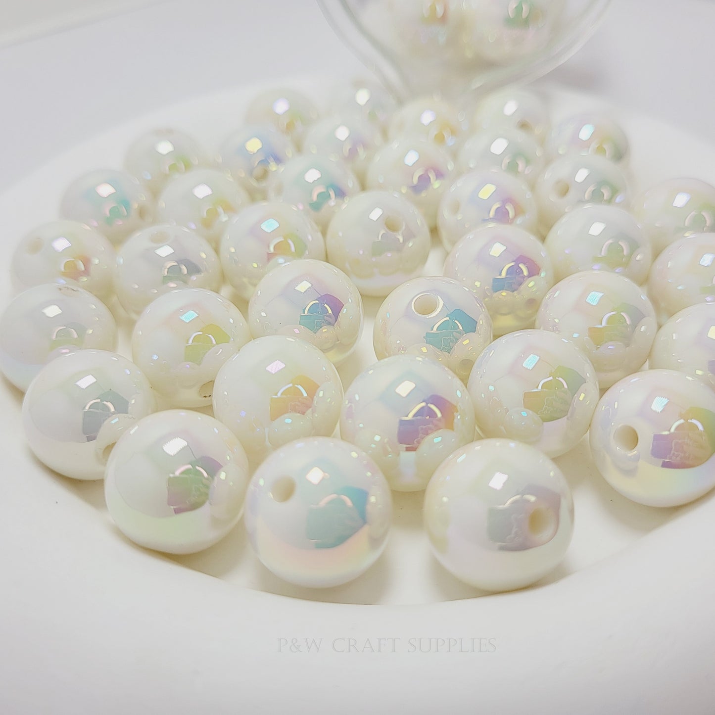 Label 5412-White Glossy Beads D