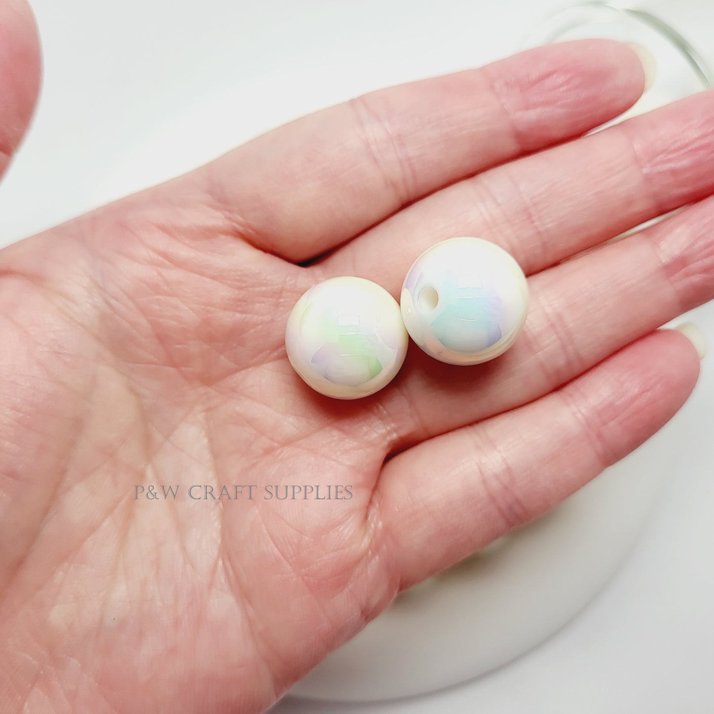 Label 5412-White Glossy Beads D
