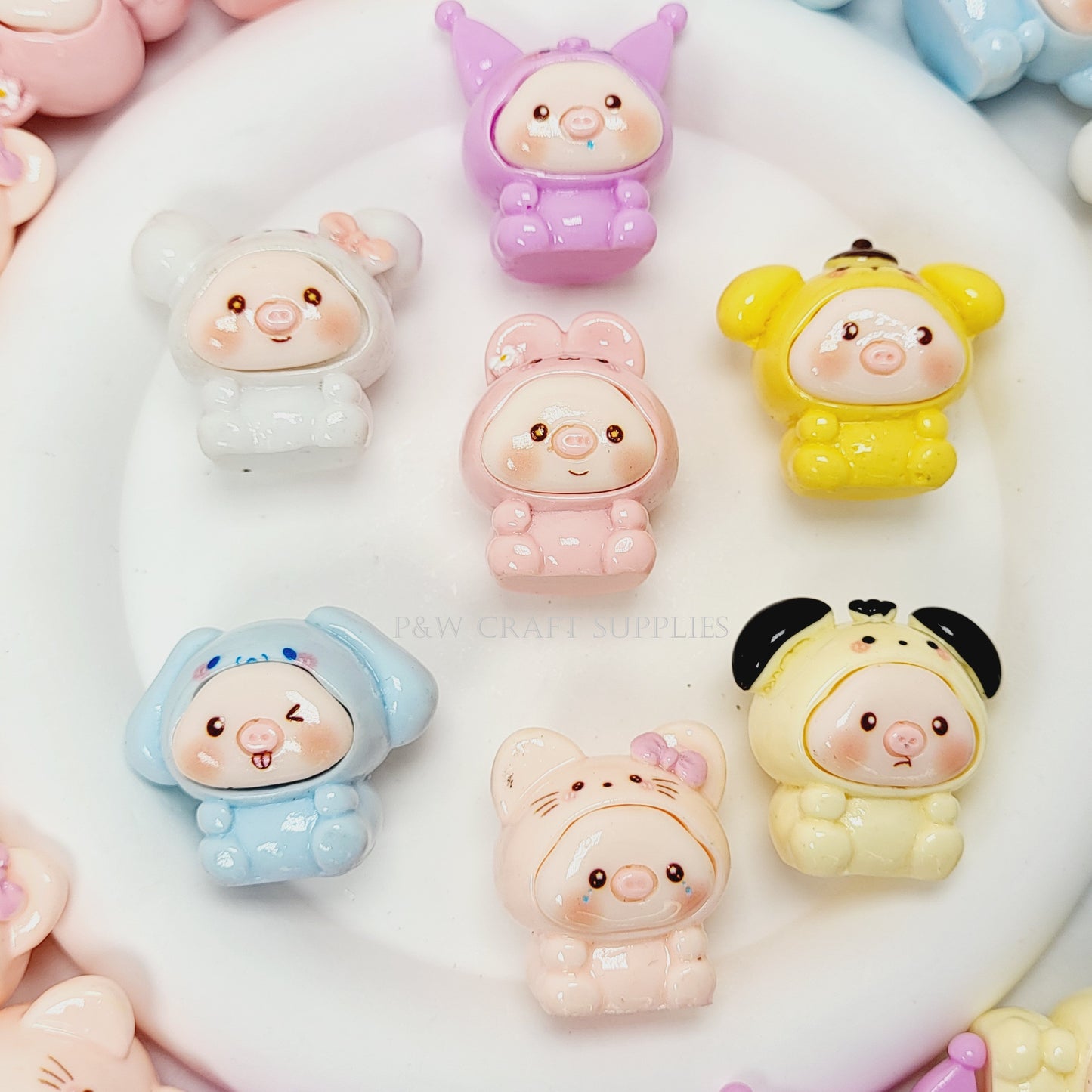 Label 190-Kawaii Piggy Dressed-Up Charms D