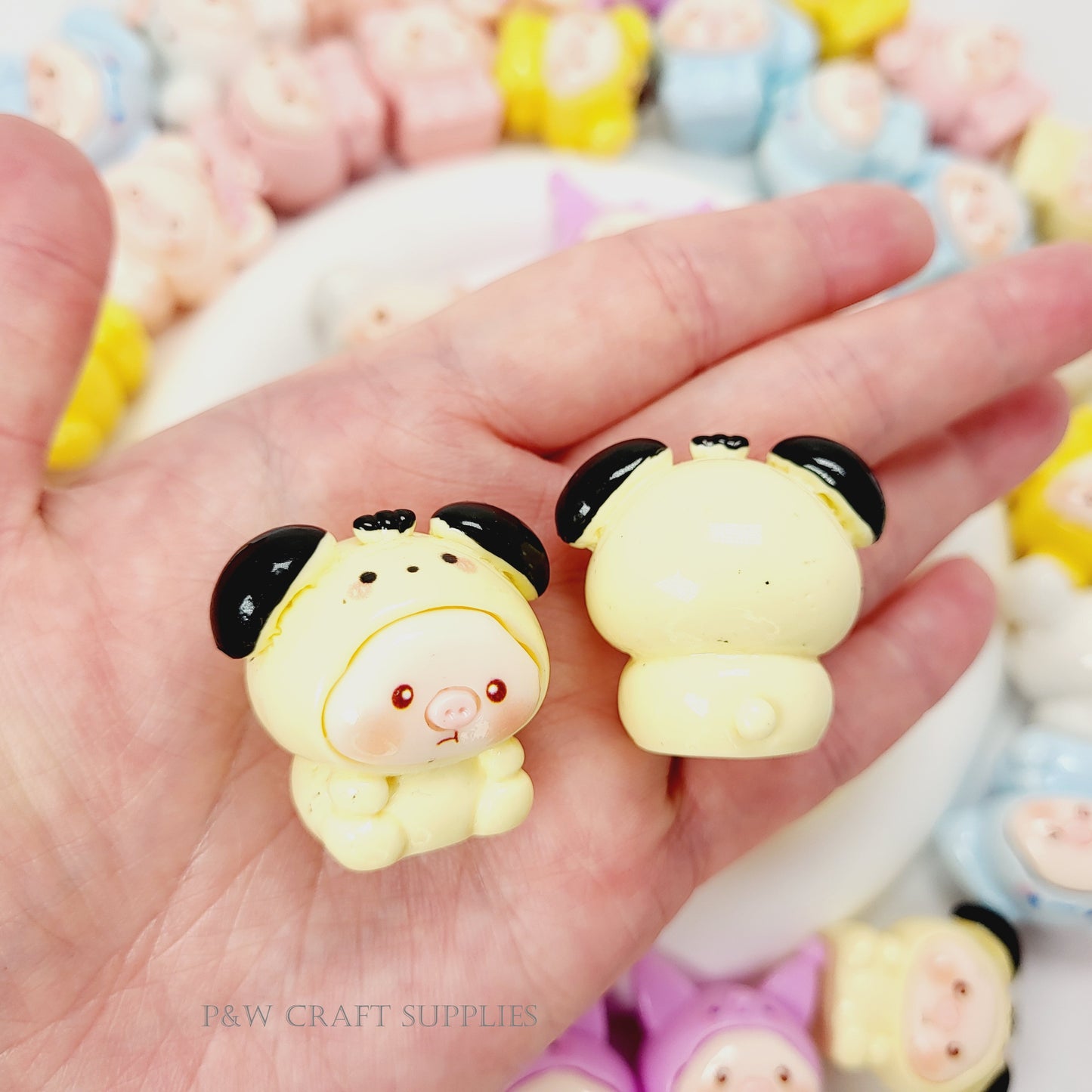 Label 190-Kawaii Piggy Dressed-Up Charms D