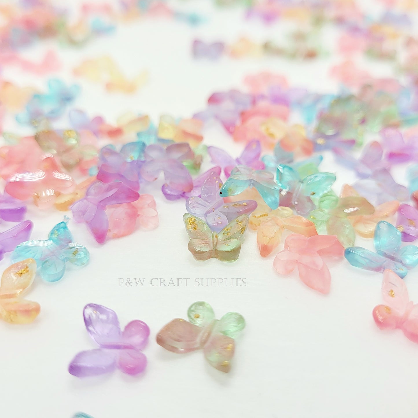 Label 142-Golden Flow Butterfly Nail Charms D