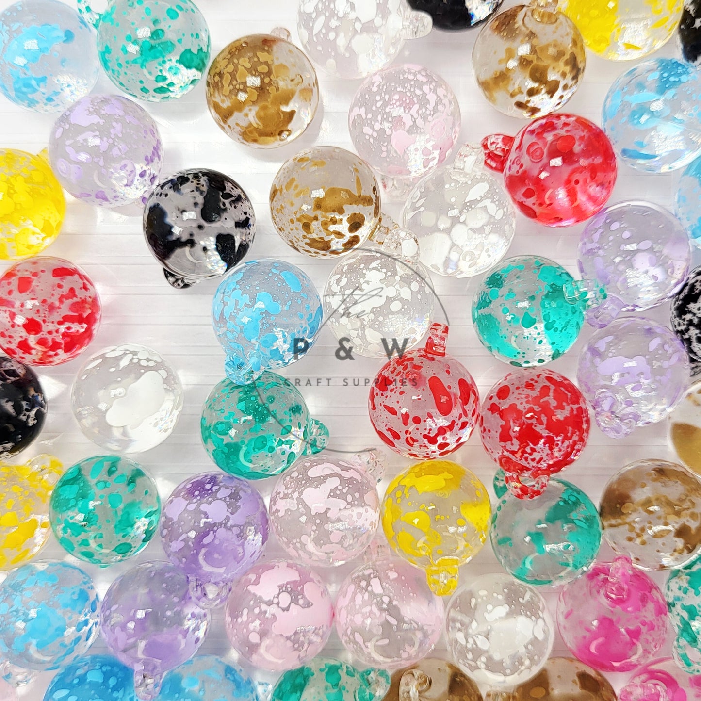 N 93 - Speckled Glass Bubble Beads
