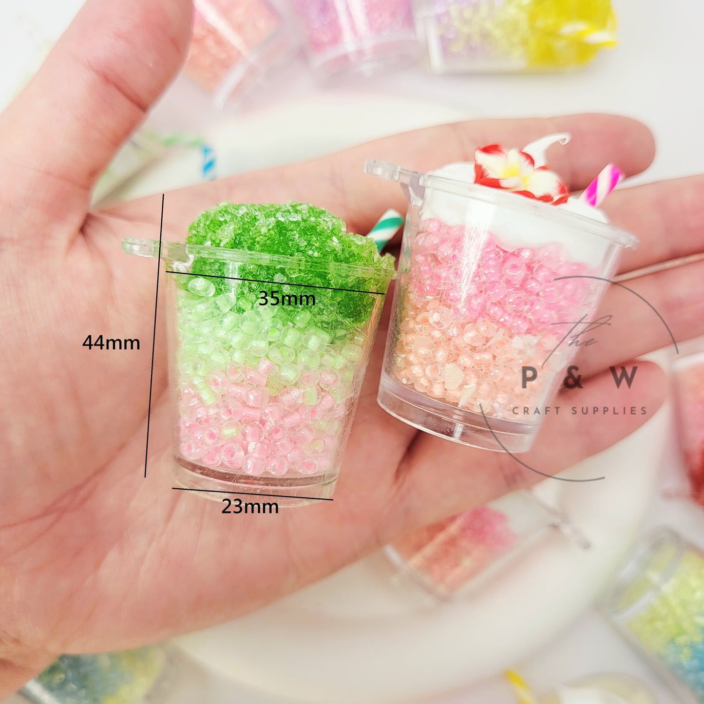 N O13 - Slushie Cup Charm