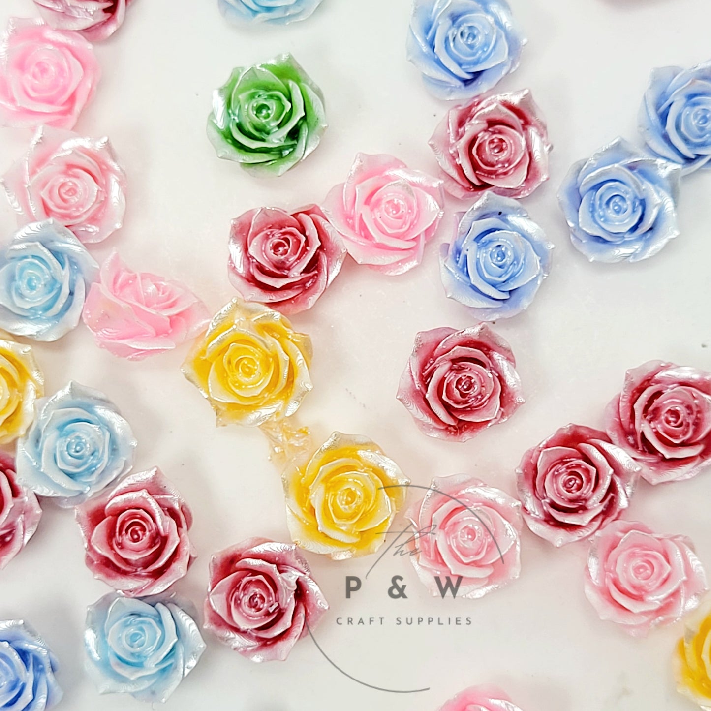 Label M406 - Garden Rose Nail Charm