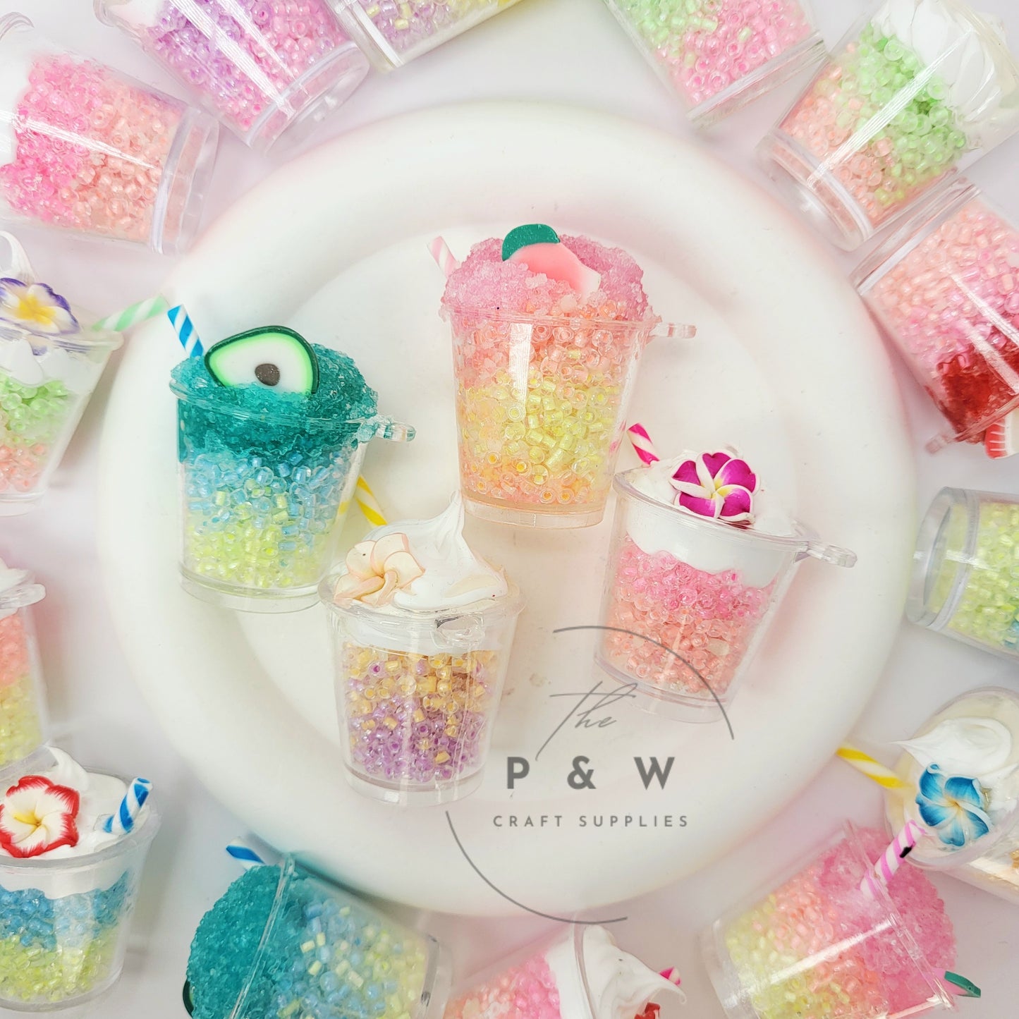 N O13 - Slushie Cup Charm