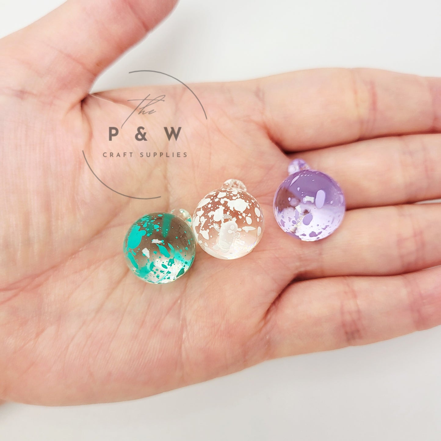 N 93 - Speckled Glass Bubble Beads