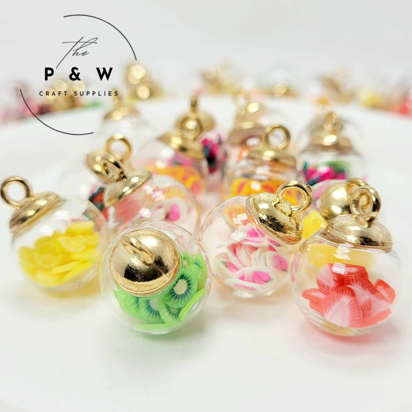 Label O29 - Fruit Wonderland Globe Charms D
