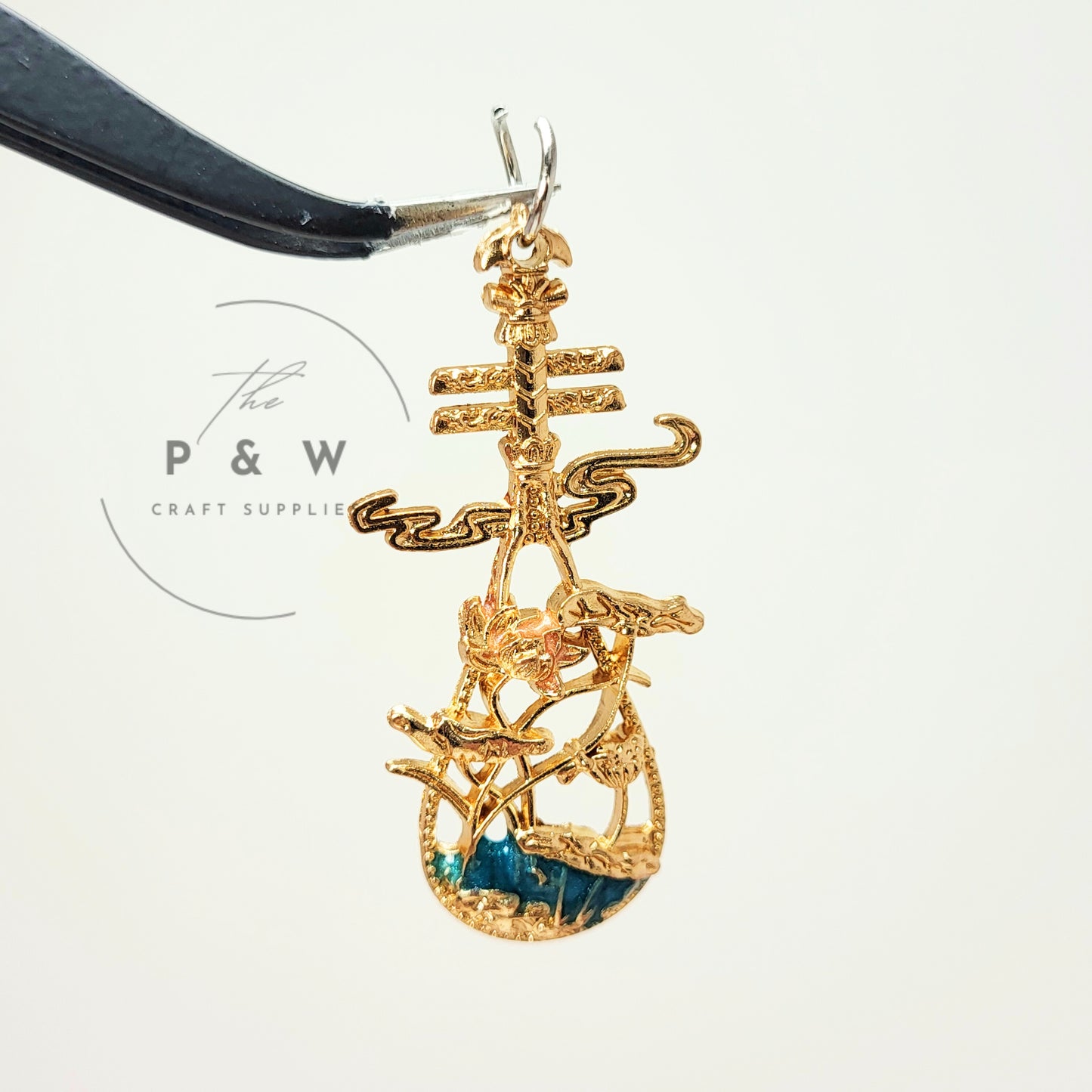 N COD1 - Alloy Filigree Pipa Pendant