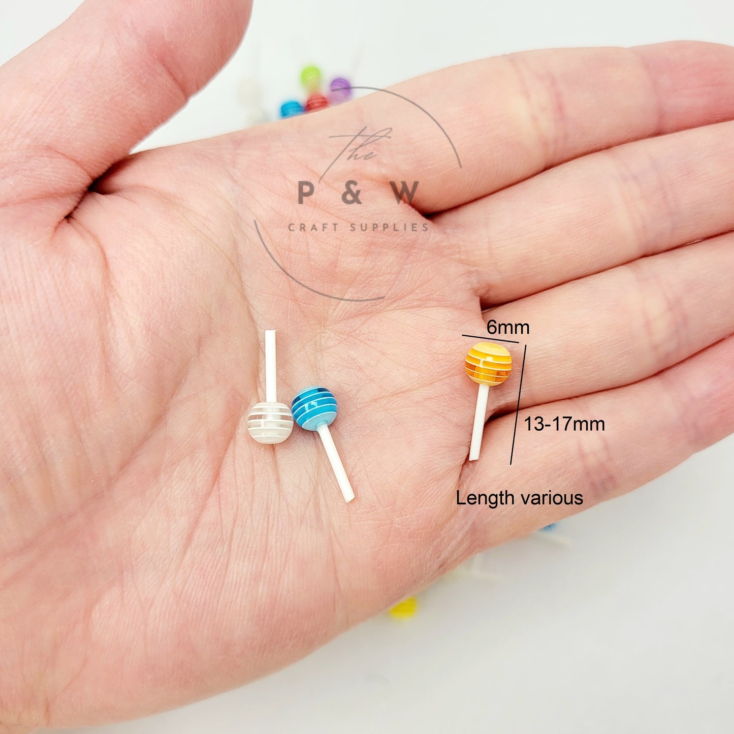 Label 26 - Mini Lollipop Nail Charms