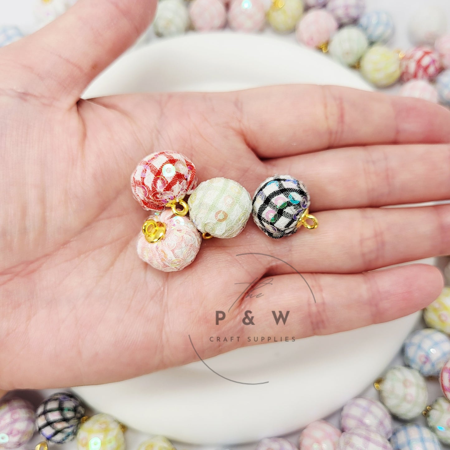 N 568 - Sequin Fabric Ball Charms