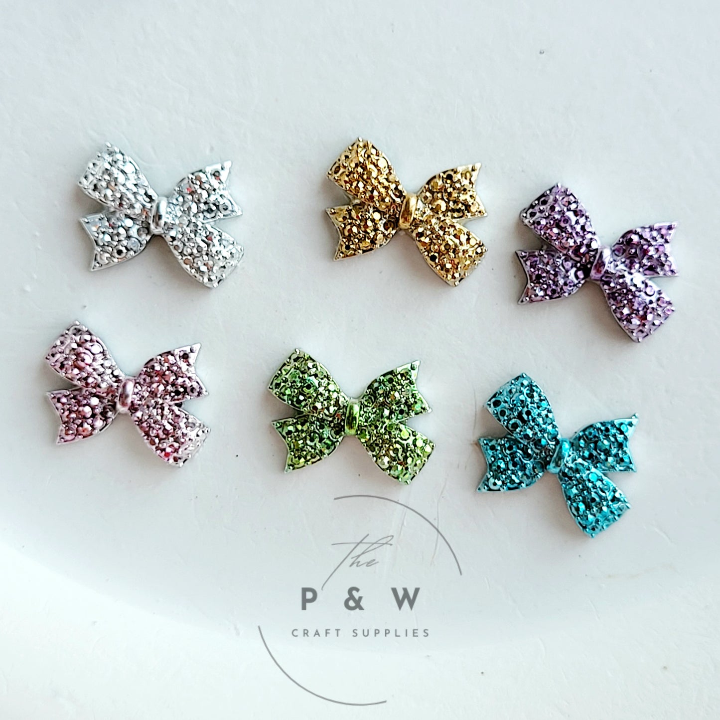 Label 130 - Glitter Bow Nail Charms
