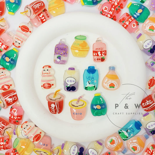 N L31 - Glitter Drink Bottle Flatback Charms