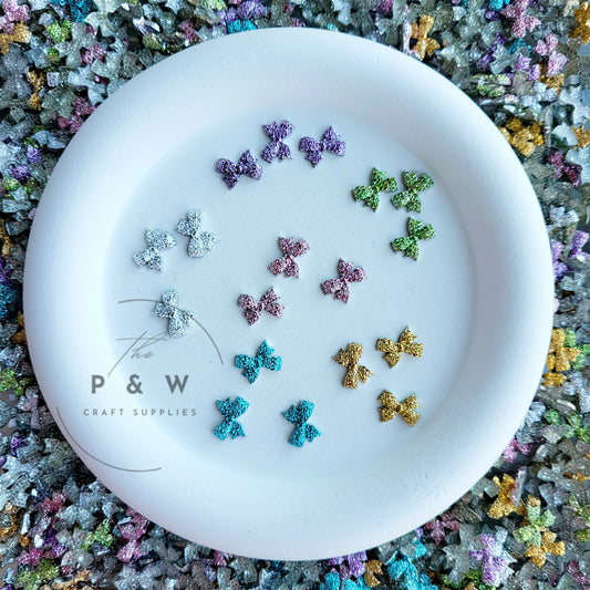 Label 130 - Glitter Bow Nail Charms